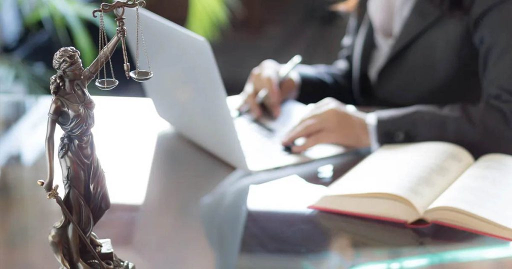 Представительство интересов в суде